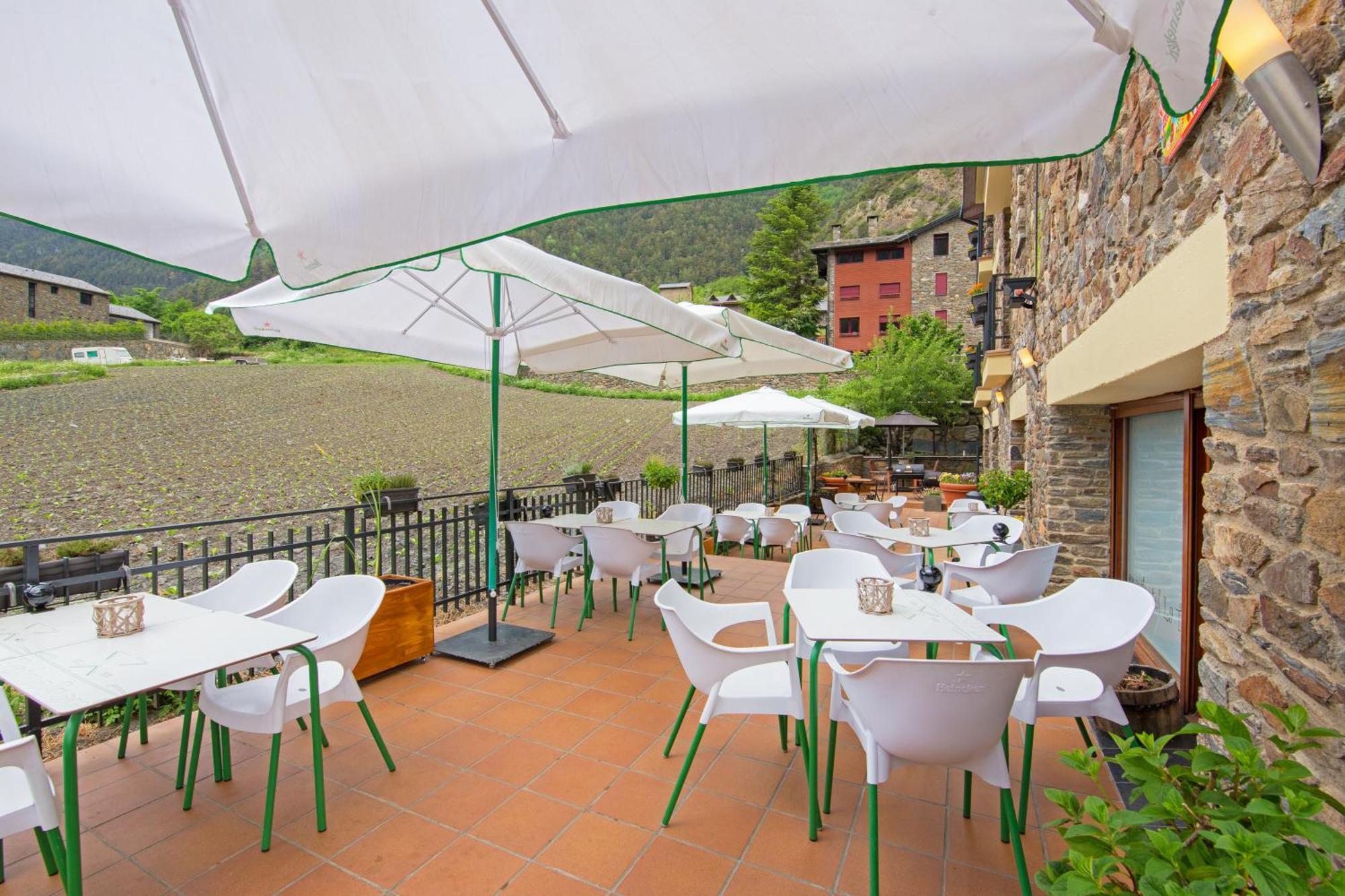 Pierre & Vacances Aparthotel La Tulipa Ордіно Екстер'єр фото